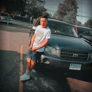 Meet your Posher, Luis armando